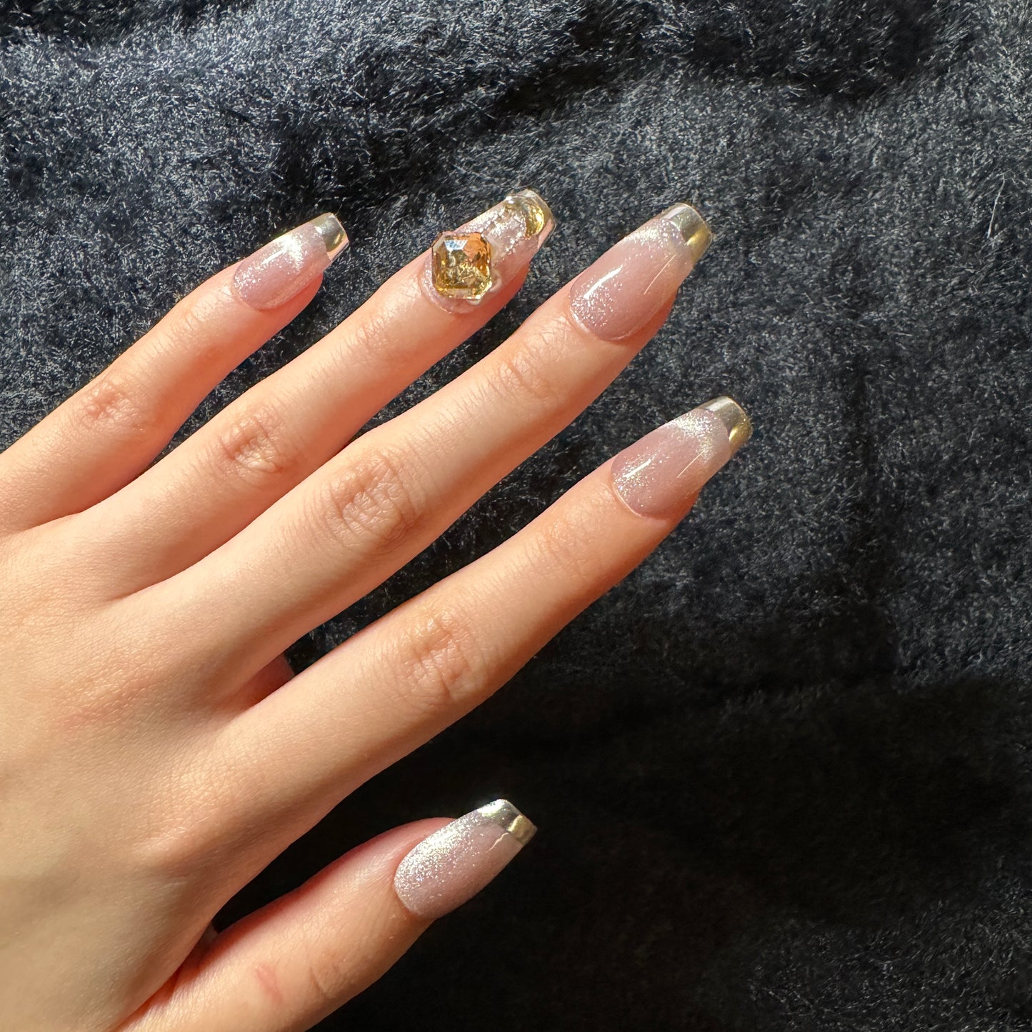 press-on nails / pink cat-eye with French golden tip and stones