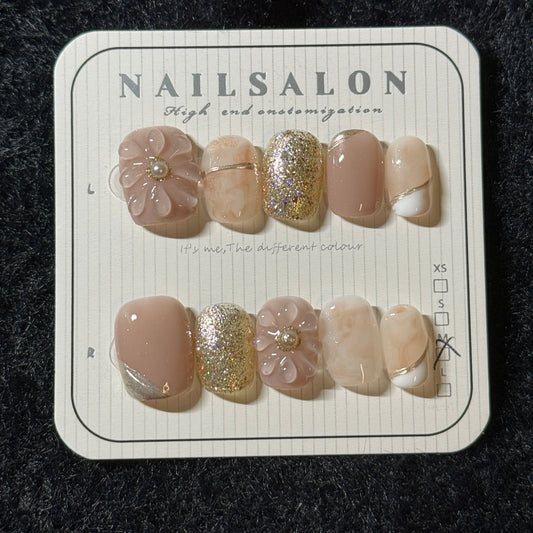 press-on nails / cute pink golden with flower