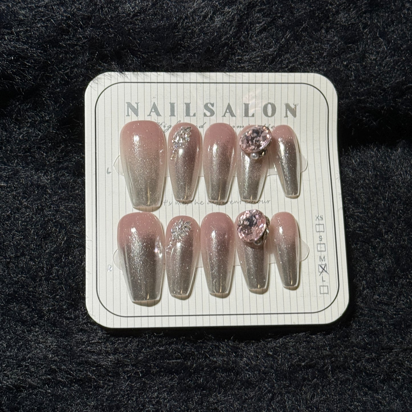 press-on nails / pink-silver gradation with big stones